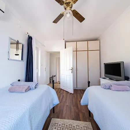 Charming House With Amazing Sea View In Gumusluk, Bodrum