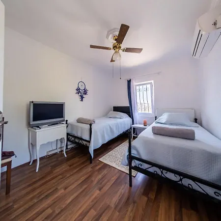 Villa Charming House With Amazing Sea View In Gumusluk, Bodrum Gümüşlük